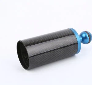 Rura z włókna węglowego 3K z plastikowymi akcesoriami